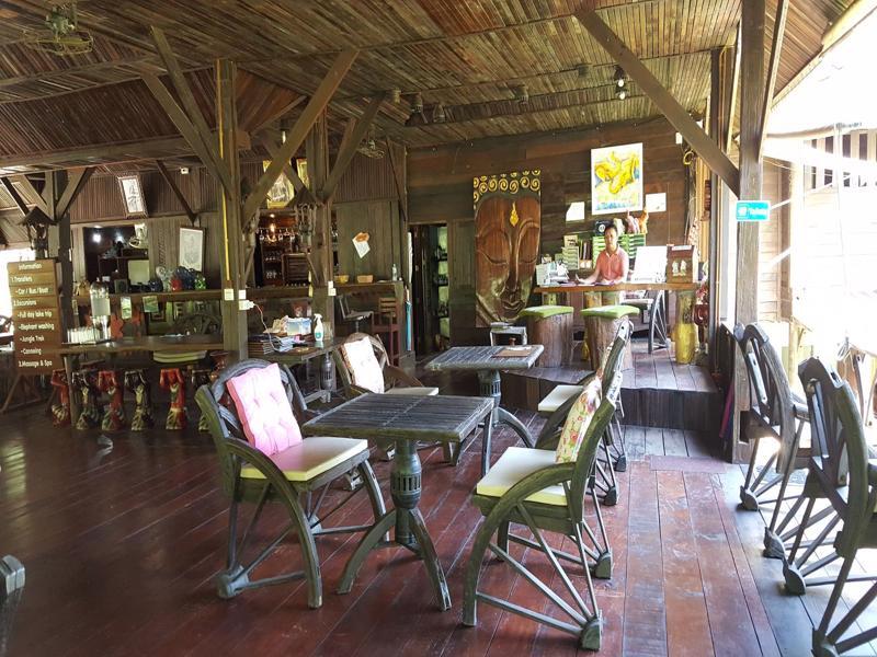 Montania Lifestyle Hotel Phanom Eksteriør billede