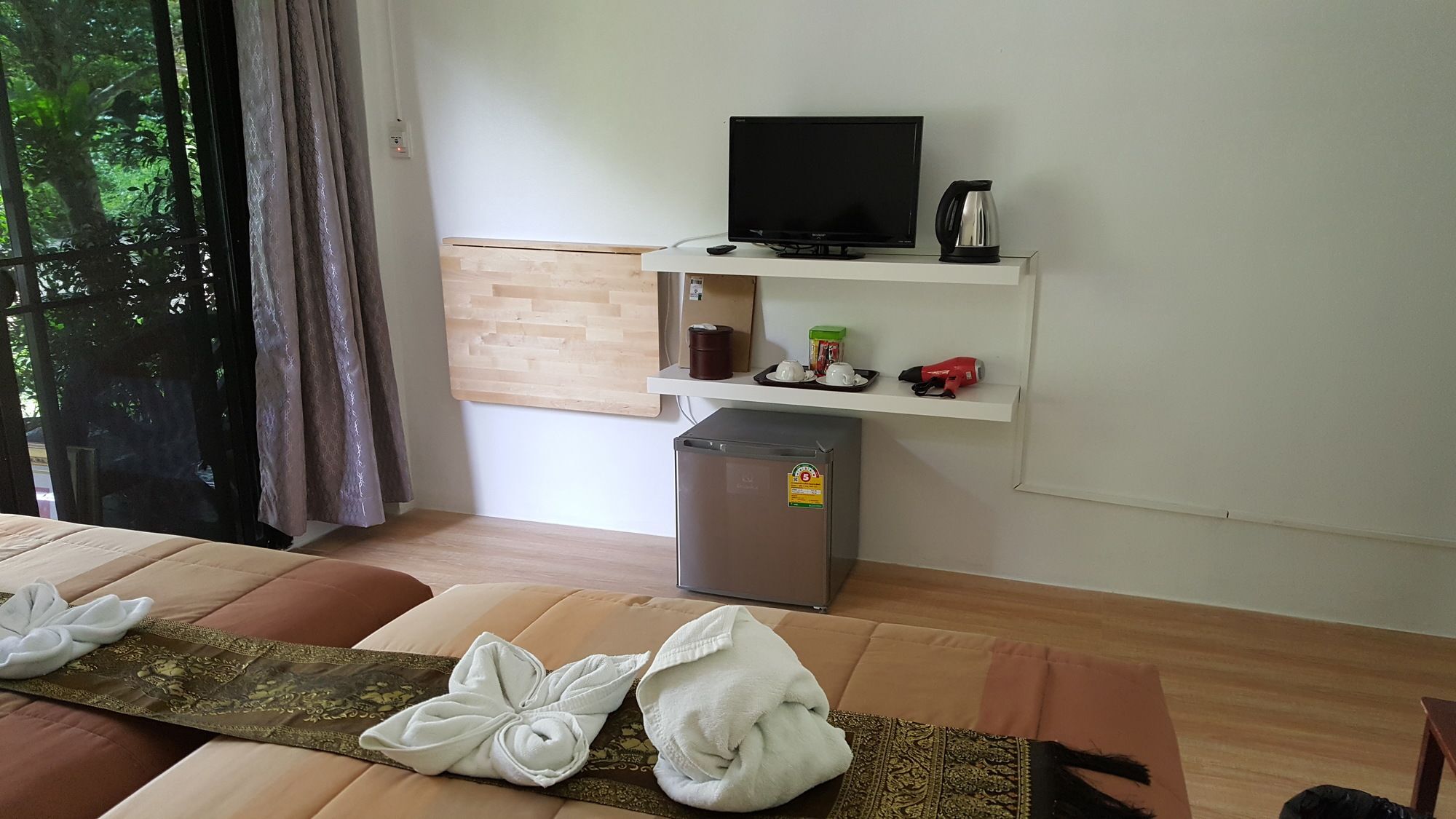 Montania Lifestyle Hotel Phanom Eksteriør billede