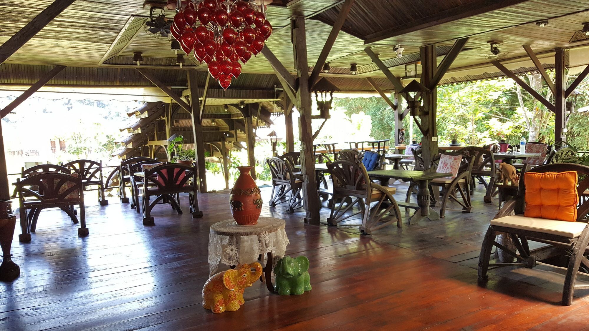 Montania Lifestyle Hotel Phanom Eksteriør billede