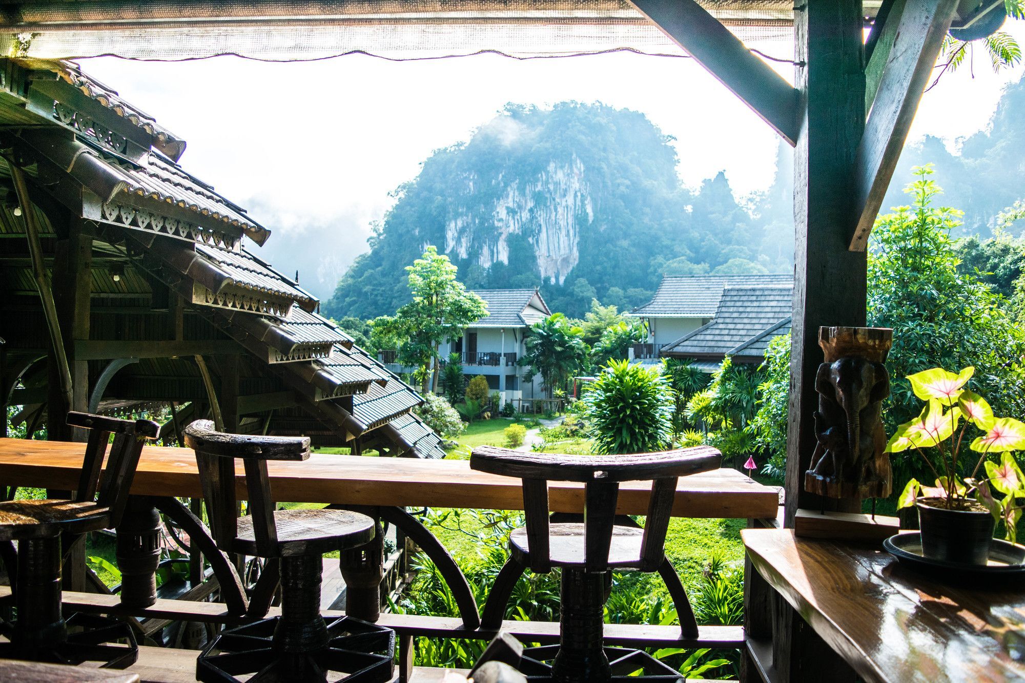 Montania Lifestyle Hotel Phanom Eksteriør billede