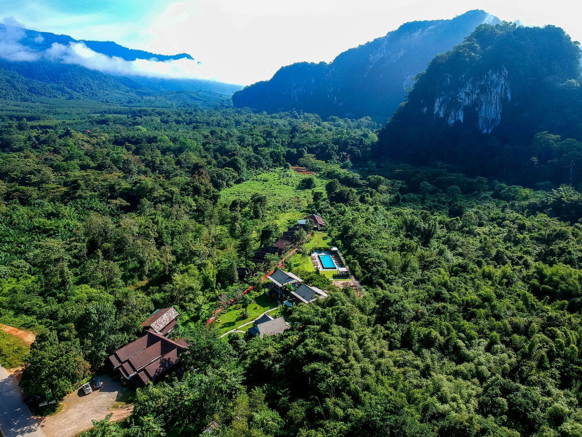Montania Lifestyle Hotel Phanom Eksteriør billede
